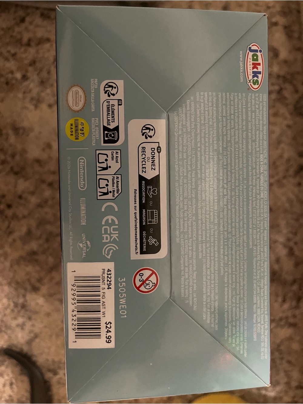 Nintendo Super Mario World Rosalina Figure in Light Blue & Brand New Sealed Toy - Picture 7 of 12